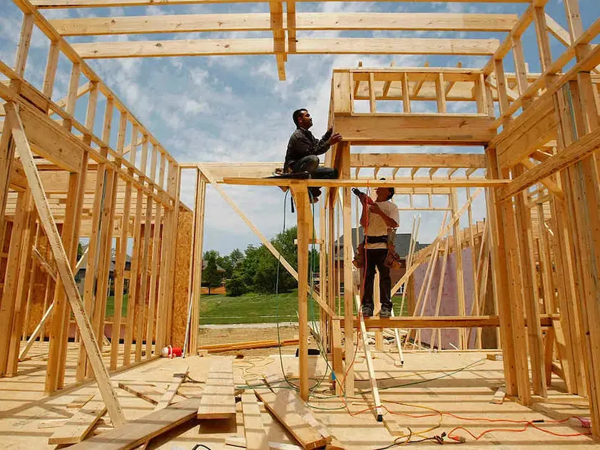 New Hampshire construction estimators creating detailed cost reports